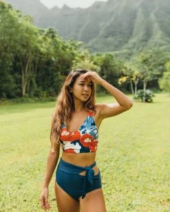 Nani Swimwear Brushed Floral Switch V Crop 17 Nani Swimwear Brushed Floral Switch V Crop