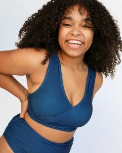 Nani Swimwear Navy Switch V Crop