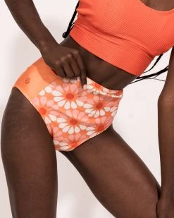 Nani Swimwear Daisy Yoga Pocket Bottom