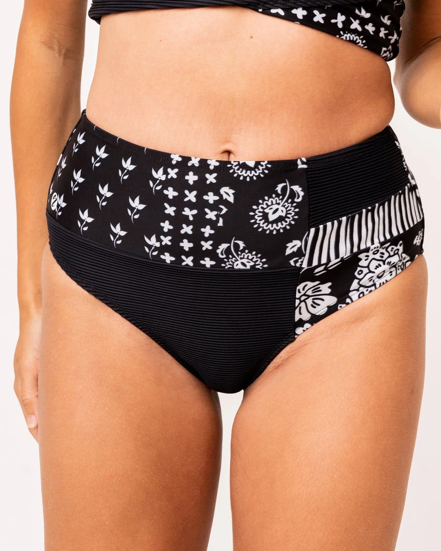 Nani Swimwear Oasis Patch Bottom 10 Nani Swimwear Oasis Patch Bottom