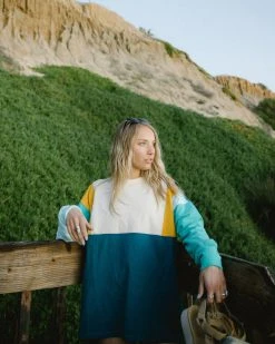 Nani Swimwear Active Yosemite Ascent Sweatshirt