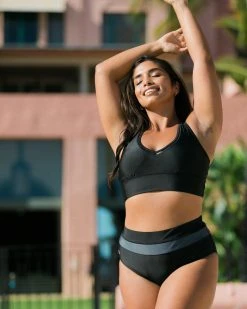 Nani Swimwear Black Point Break Crop