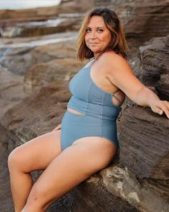 Nani Swimwear Textured Naia Midkini