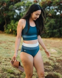 Nani Swimwear Coastal Cut Back Crop 17 Nani Swimwear Coastal Cut Back Crop