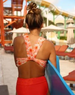 Nani Swimwear Daisy Switch V Crop