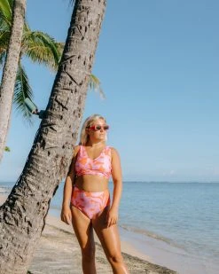 Nani Swimwear Ava Switch V Crop