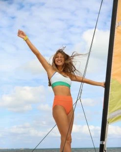 Nani Swimwear Textured Zena Mid Rise Bottom