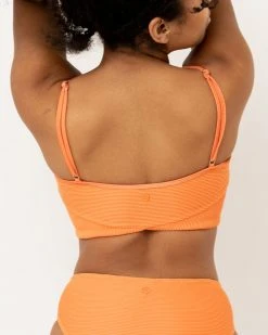 Nani Swimwear Textured Cora Tone Crop