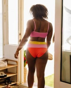 Nani Swimwear Textured Liv Tone Crop