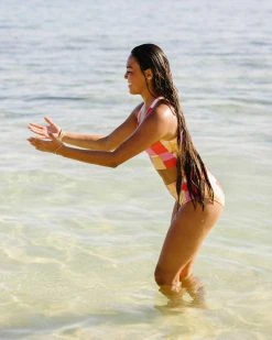 Nani Swimwear Suvi Offshore Crop 26 Nani Swimwear Suvi Offshore Crop