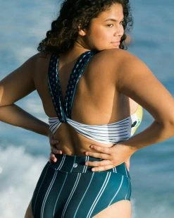 Nani Swimwear Mara Switch V Crop